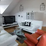 Suzana Iron's Appartement *